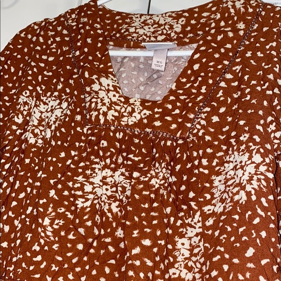 Knox Rose XS Loft Brown White Patterned Blouse - Picture 14 of 14